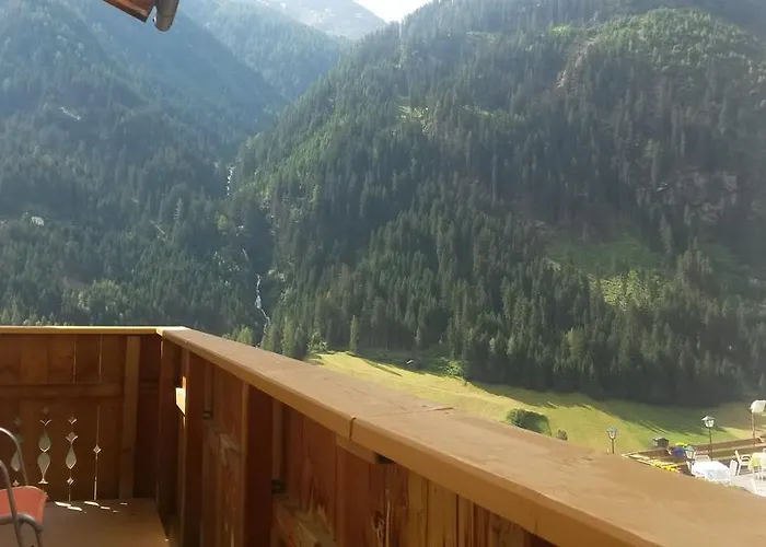 فندق مبيت وإفطار Garni La Fontana 3*